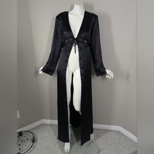 Black Satin Long Robe | Lace Detail Tie Front | Vintage | M/L
